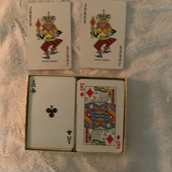 CALGARY STAMPEDER FOOTBALL CLUB 2 DECKS OF CARDS - Picture 3 of 3